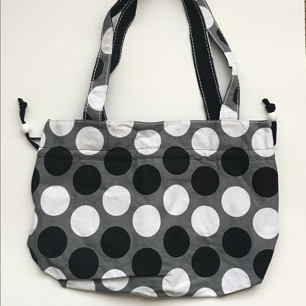 Thirty-One Boardwalk Bag black and white dot